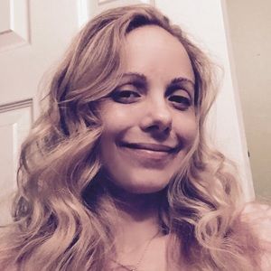 Meet your Posher, Stacey